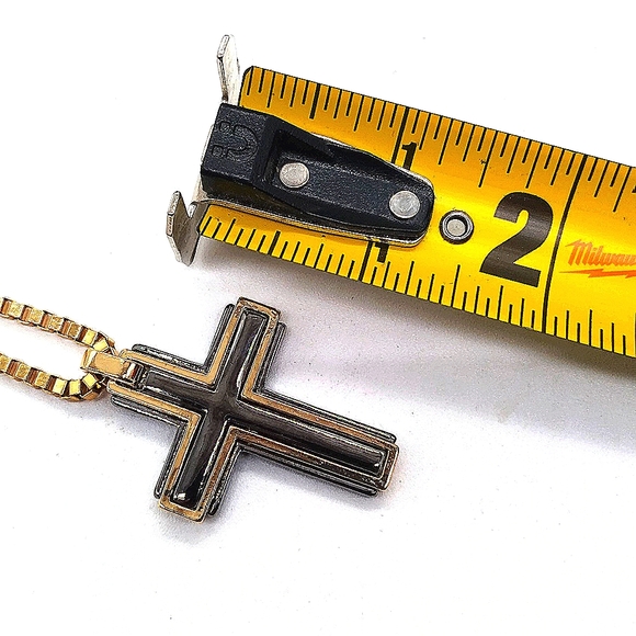 GUESS 26" Gold Hematite Cross DPendant Necklace - Picture 5 of 5